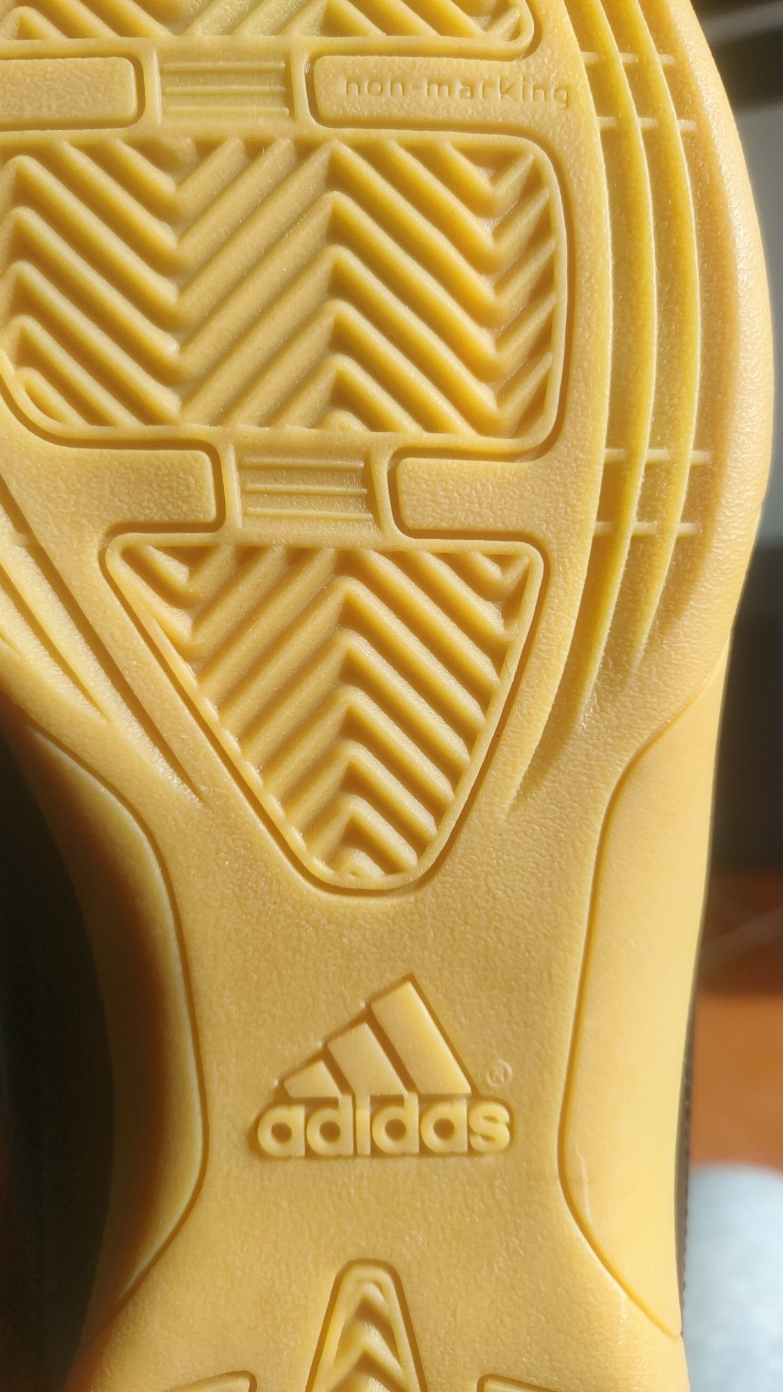 Chuteiras adidas