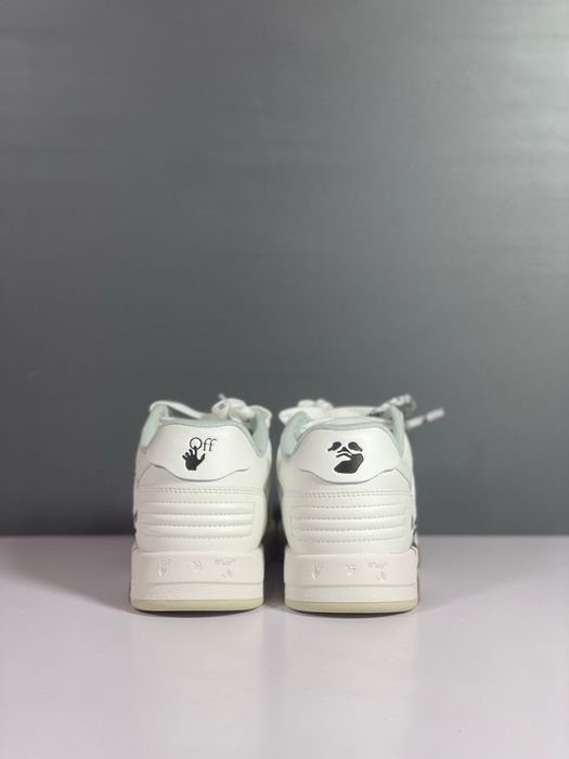 OFF-WHITE OUT OF OFFICE “FOR WALKING”