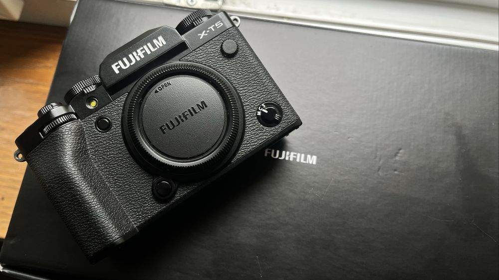 Fujifilm Aparat X-T5 Czarny Niski Przebieg 5448 Fuji x t5 xt5