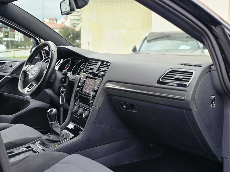 VOLKSWAGEN GOLF VII R-LINE 1.6TDI 110CV "LOOK GTI"