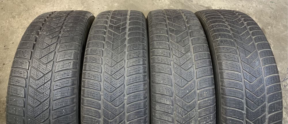 Шини Pirelli Scorpion Winter 235/60 R18