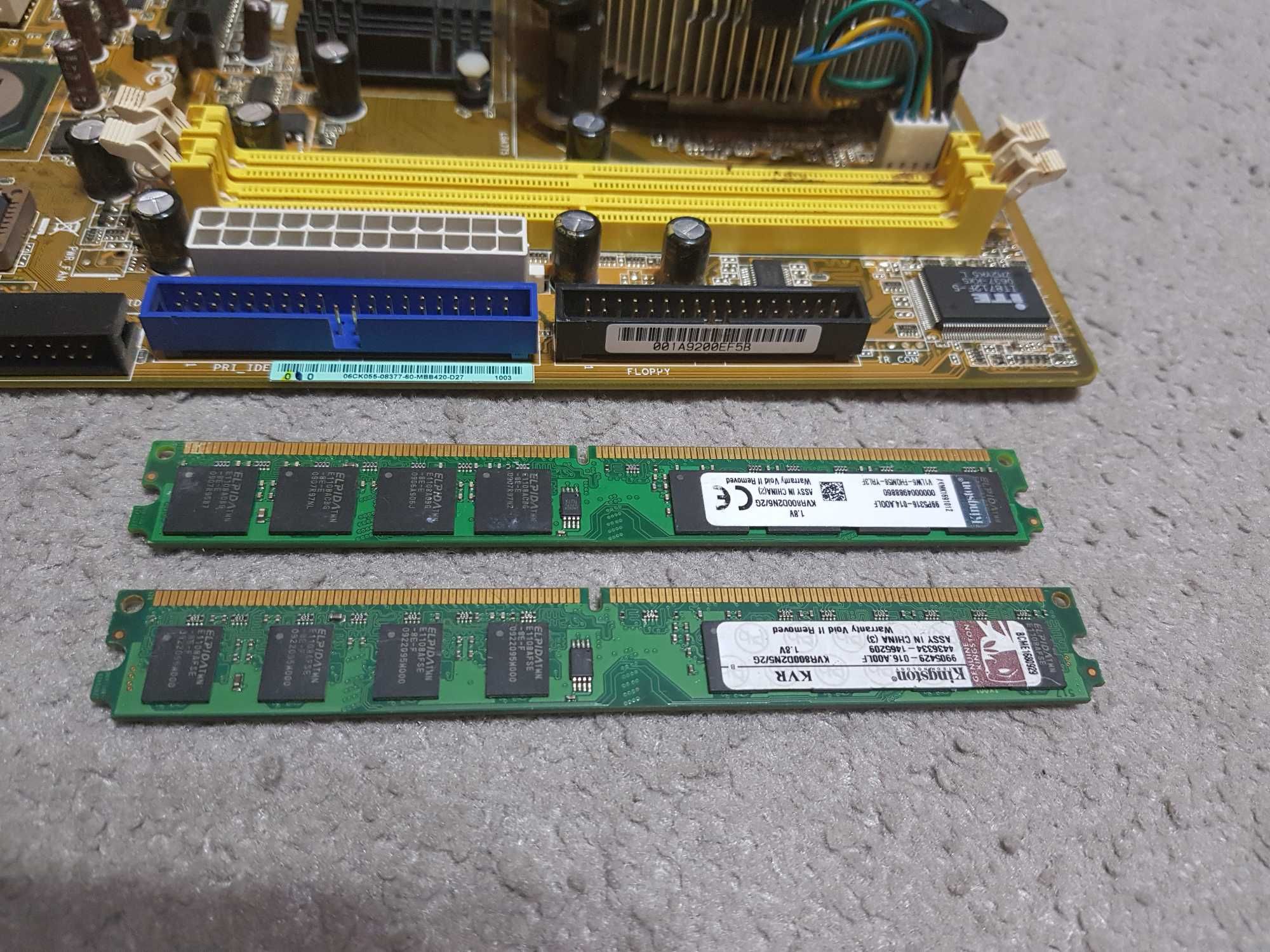 ASUS P5VD2-MX Intel Core 2 Duo E6400 2x2.13 GHz 4GB RAM