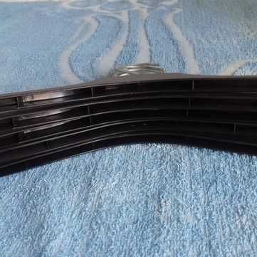 Отдам в Дар 5 крепких чёрных вешалок для одежды, юбок и брюк.