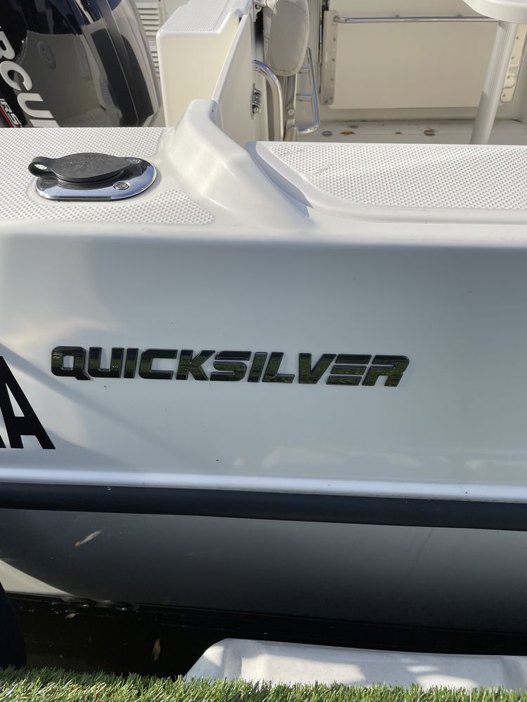 Катер Quicksilver 675 Pilothouse