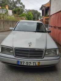 Mercedes c250 em bom estado