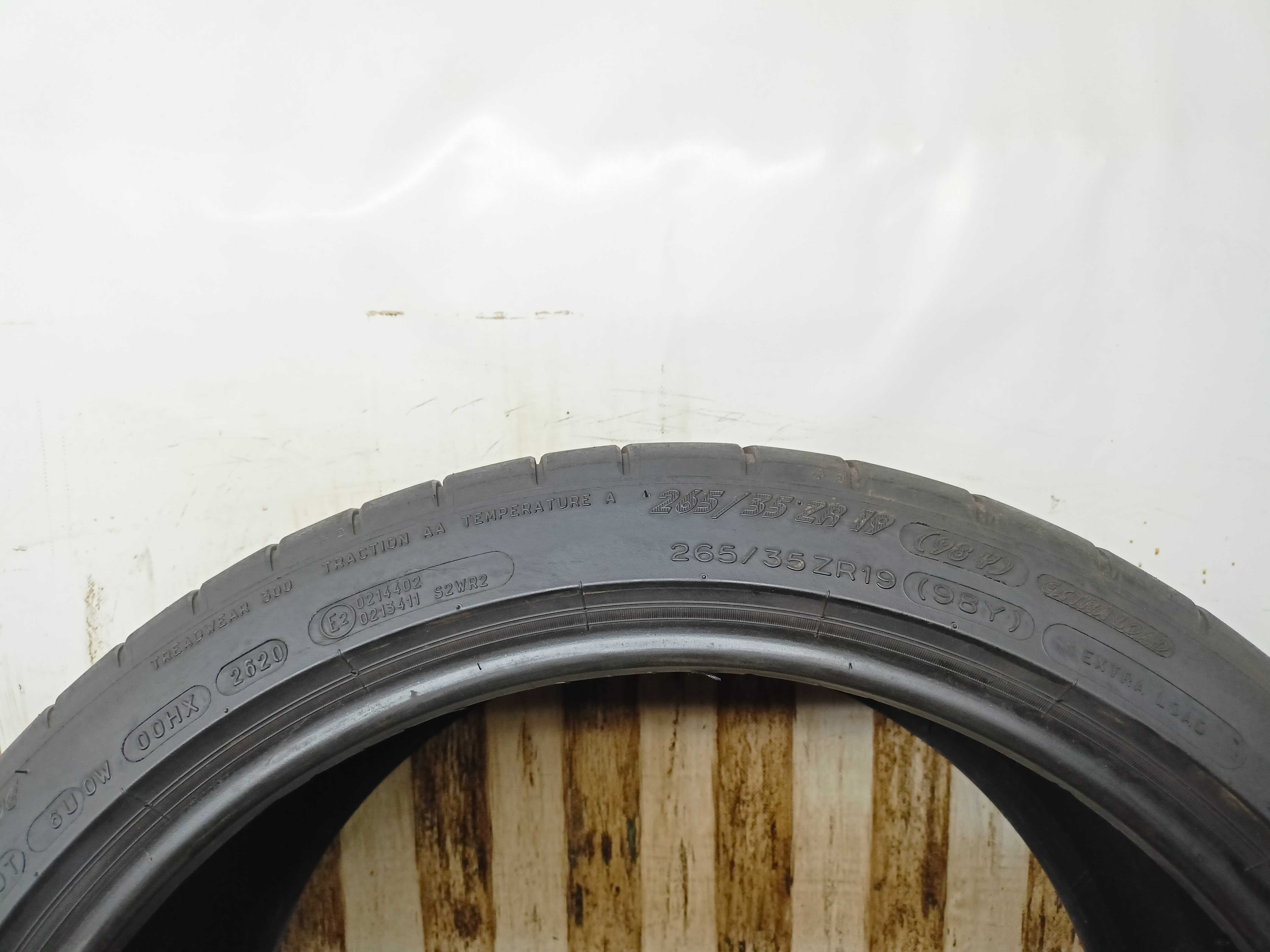 Michelin Pilot Super Sport 265/35/19 20r. 98Y 4,8mm (4610)