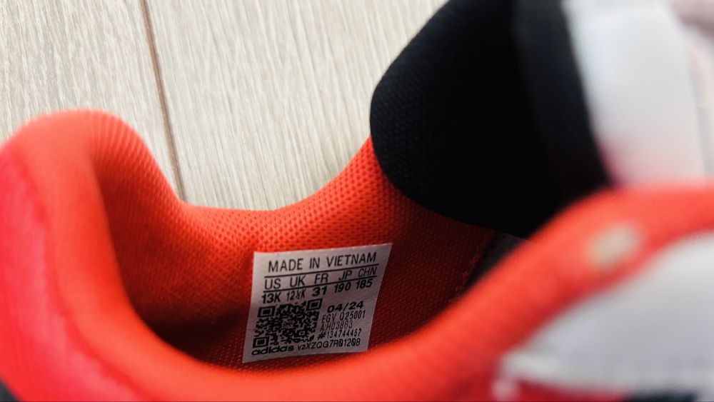 ADIDAS tamanho 31