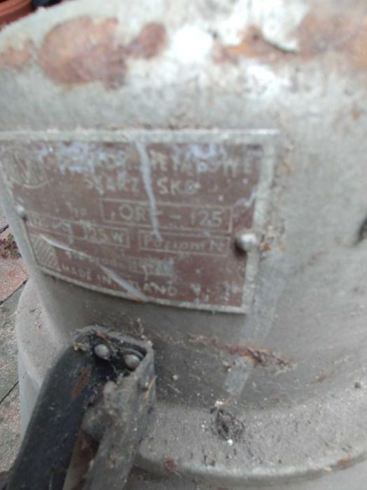 Stara lampa warsztatowa PRL