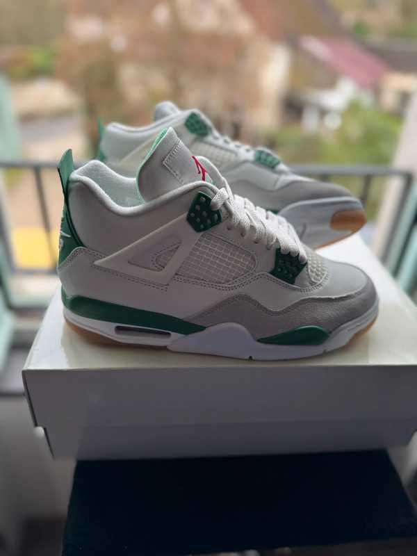 Jordan 4 Retro SB Pine Green R.41