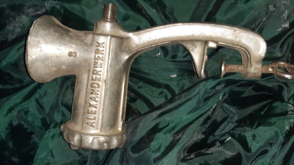 Ручная мясорубка Alexanderwerk 1900г.