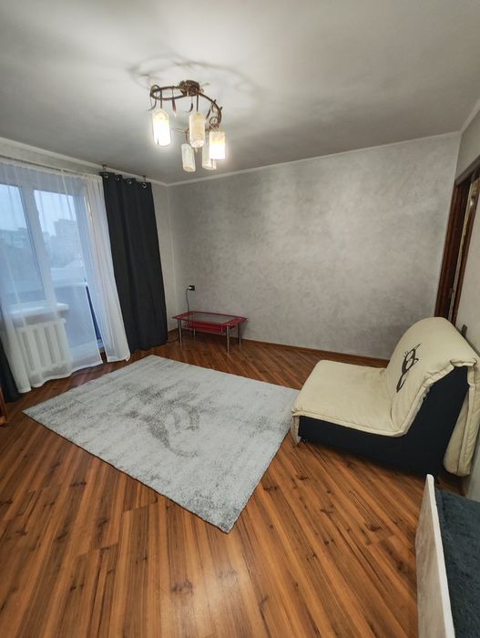 Оренда Вишенька ( район ринку) однокімнатна квартира