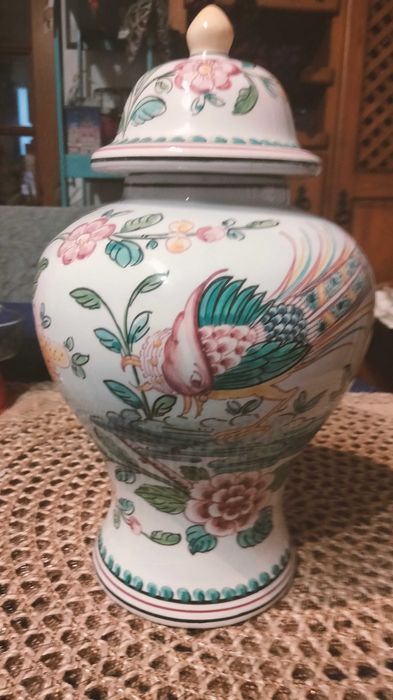 Pote pintado em cerâmica Outeiro