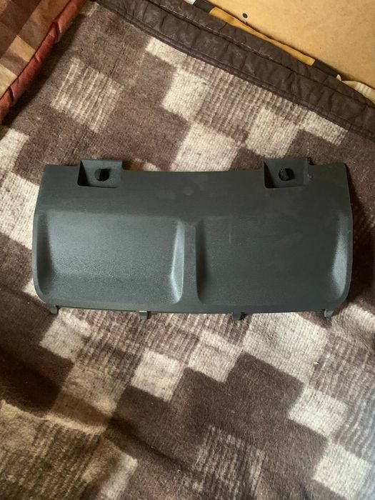Продам кришку губи фаркопа ауди q5