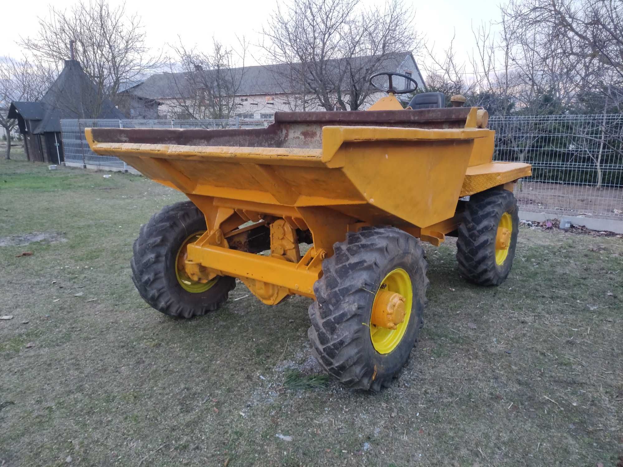 Wozidlo budwlane Thwaites 4 ton