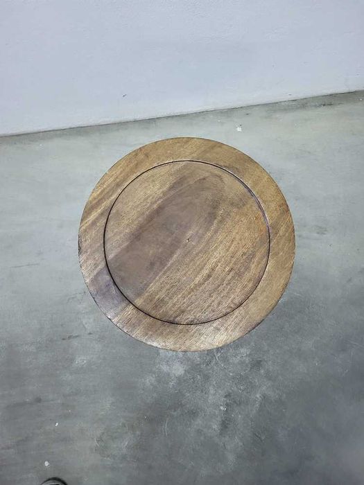 Mesa de Apoio com Estrutura em Metal