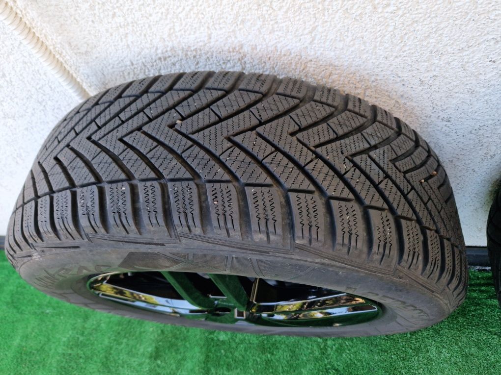 205/60r16 Audi A3 A4  Octavia Seat Ateca Vw T-Roc Karoq 16" 5x112 ET46