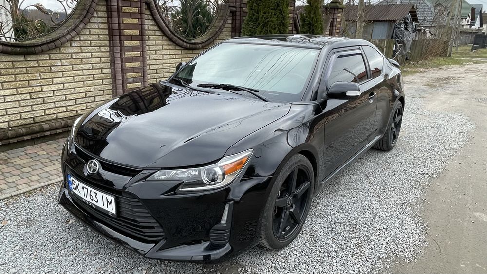 Scion tc 2014 машина в чудовому стані