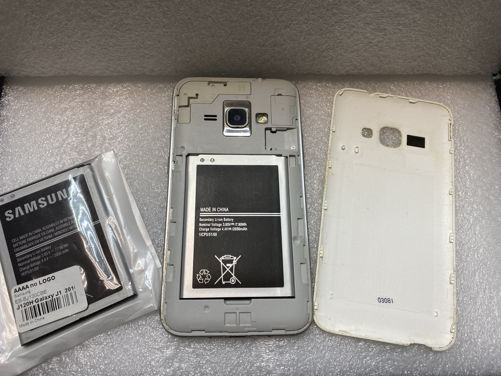 Samsung Galaxy J1 (2016)