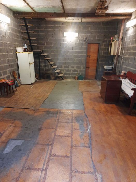 Продаю Гараж з відсівблоку