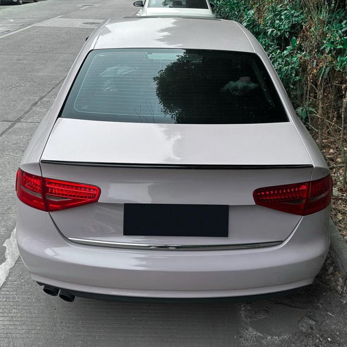 Спойлер багажника Audi A4 B8 2009-2015 сабля S3 S-line черный глянец