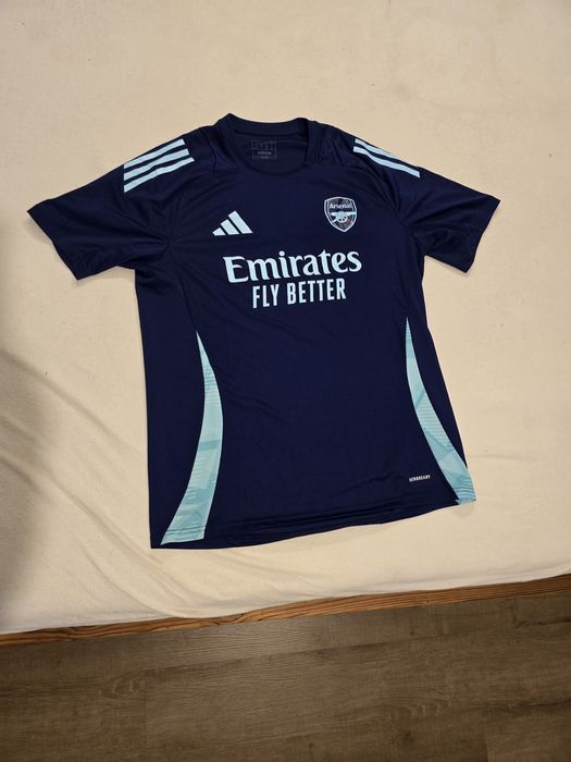 Koszulka treningowa klubu Arsenal FC z sezonu 2023/2024