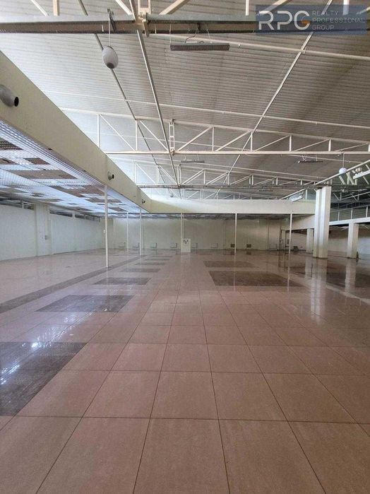 БЕЗ% оренда торгово-складського прим. 2330 м² ТЦ Глобал Північний міст