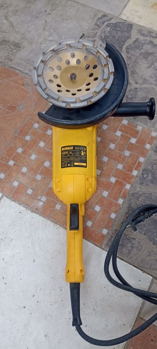 Rectificadora/rebarbadora