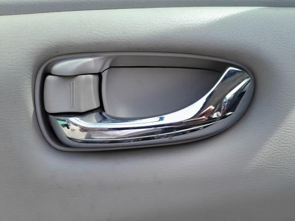 Puxador interior porta frente esquerdo NISSAN Leaf EV (ZE0)