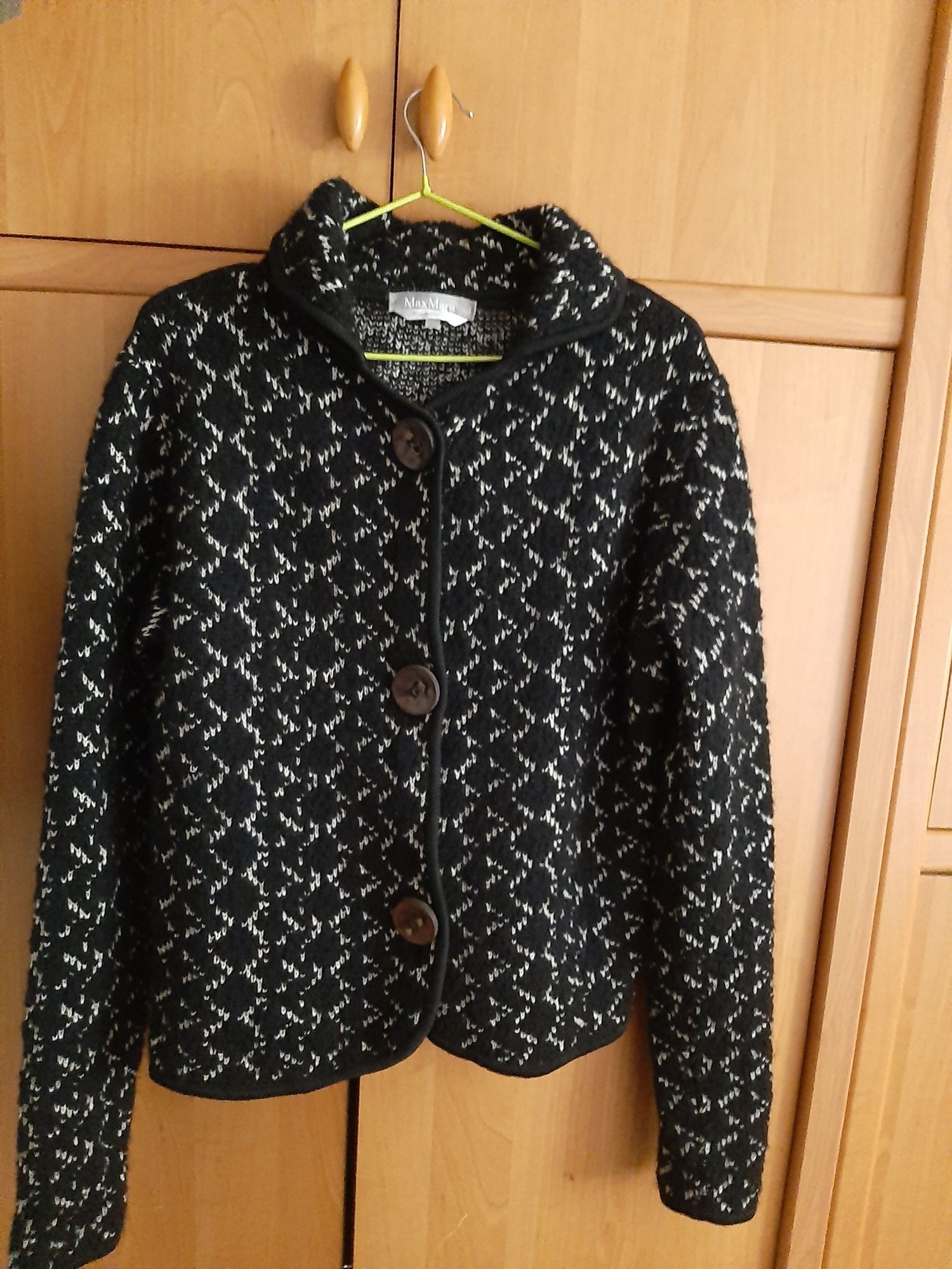 Тёплая женская кофта  Max Mara