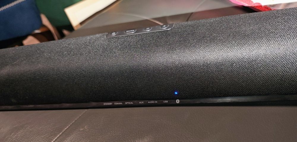 Soundbar Philips HTL1190B + pilot