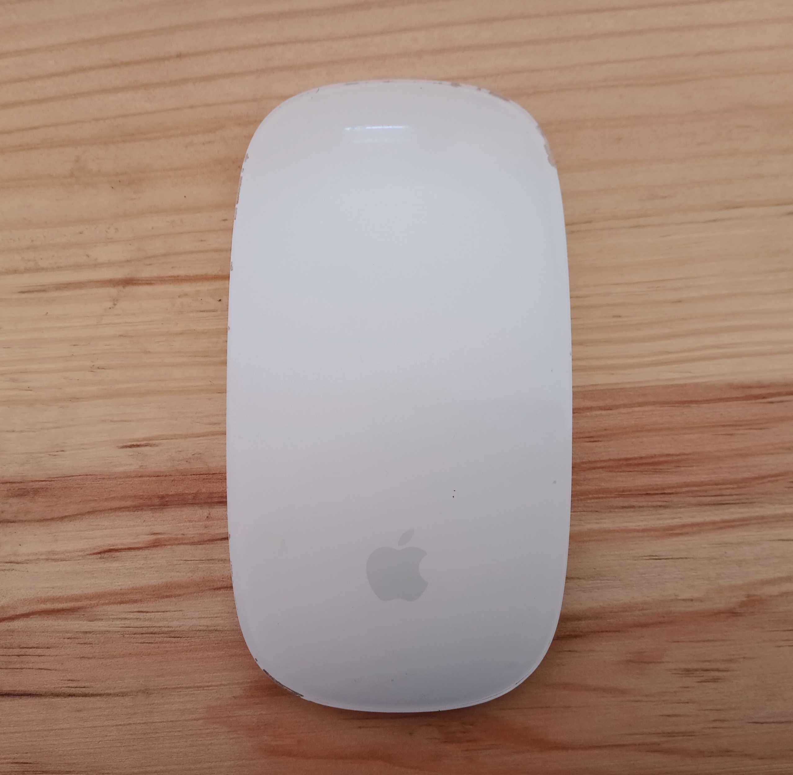 Teclado Apple mais rato Apple em branco