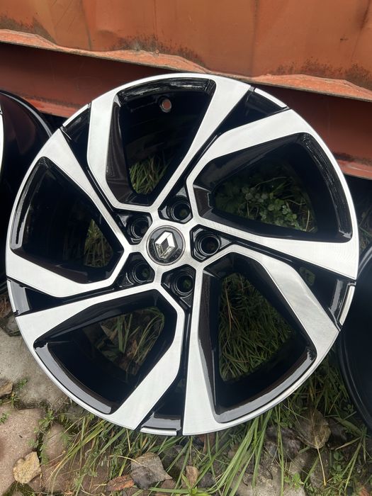 Диски Рено Меган 4 GT 5/114,3r18 Nissan