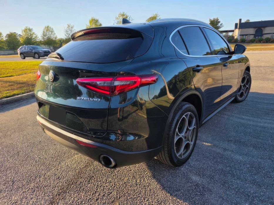 Alfa Romeo Stelvio Ti      2018