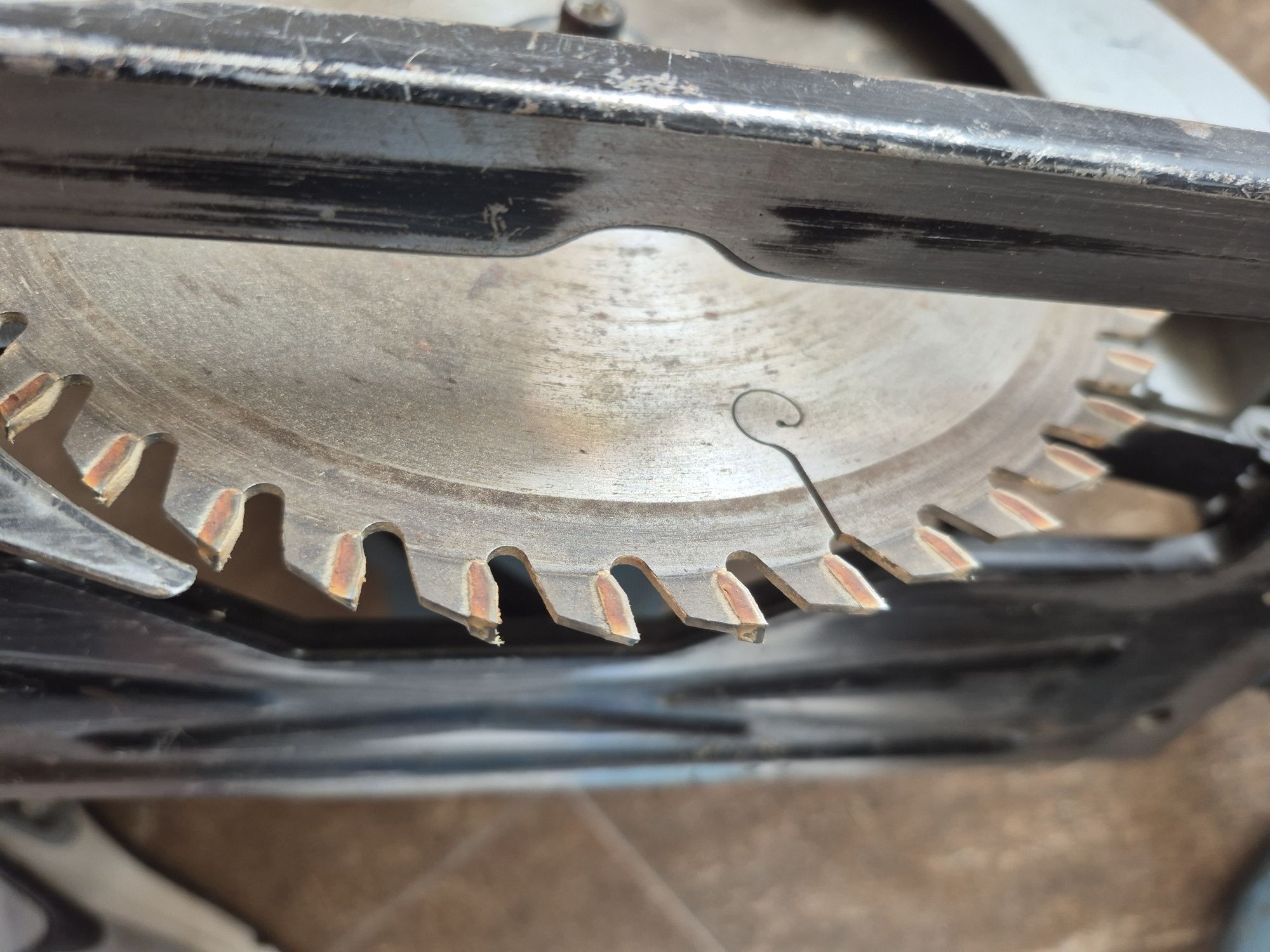 Piła pilarka makita 5704R