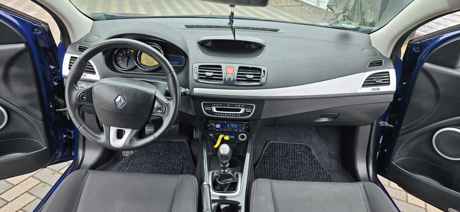 RENAULT Megane III Coupe