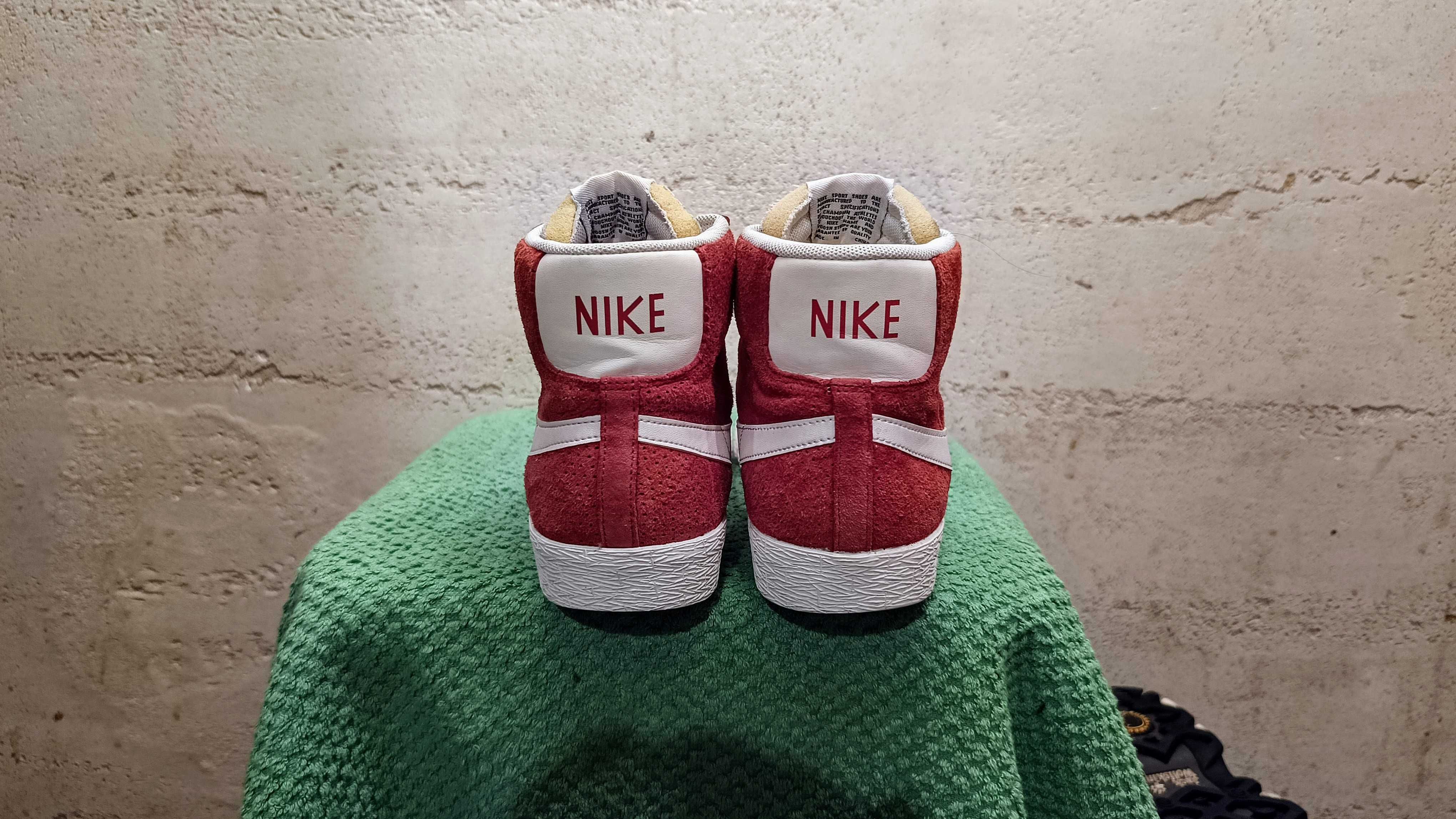 NIKE BLAZER MID SUEDE r.40 skóra czerwone stan bardzo dobry