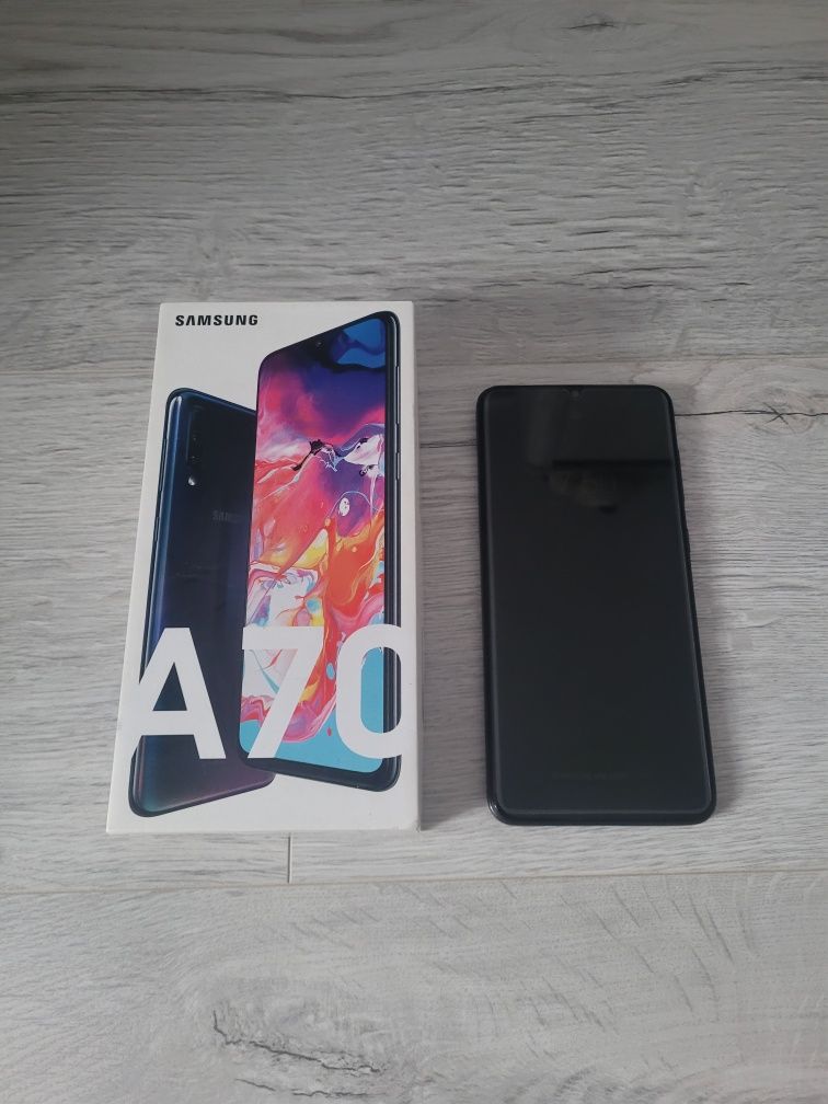 Samsung Galaxy a70 +etui