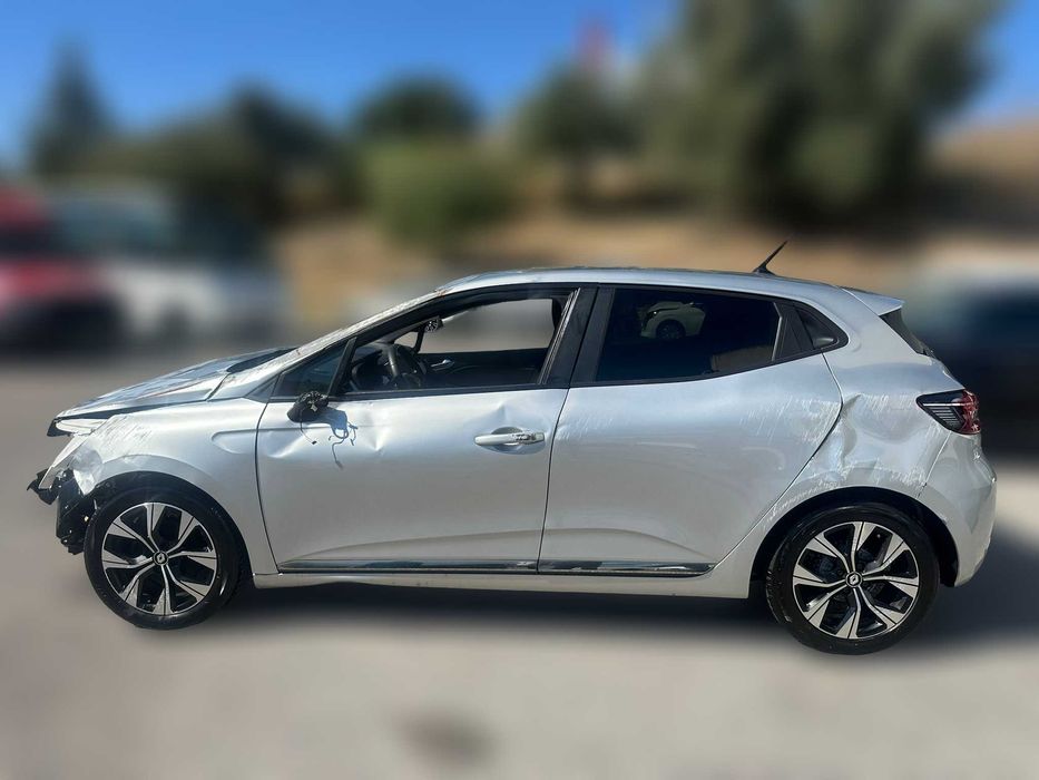 RENAULT Clio V 1.0 Tce LPG de 2023 Salvado