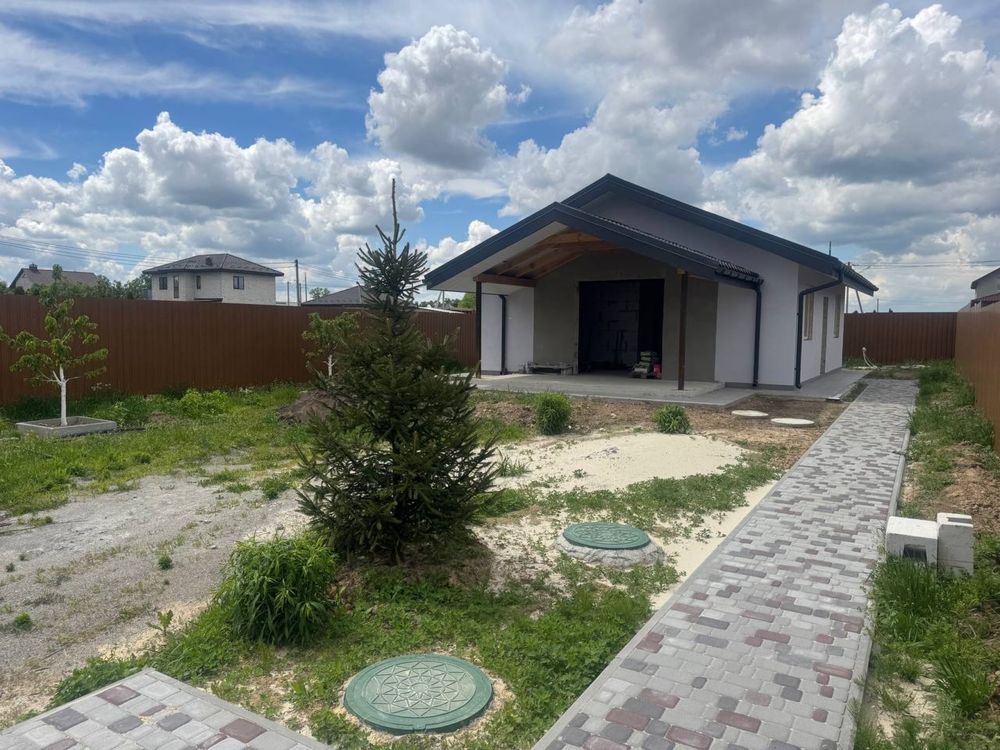 Дом новый, под отделку. Будинок Требухів, біля м. Бровари та Київ