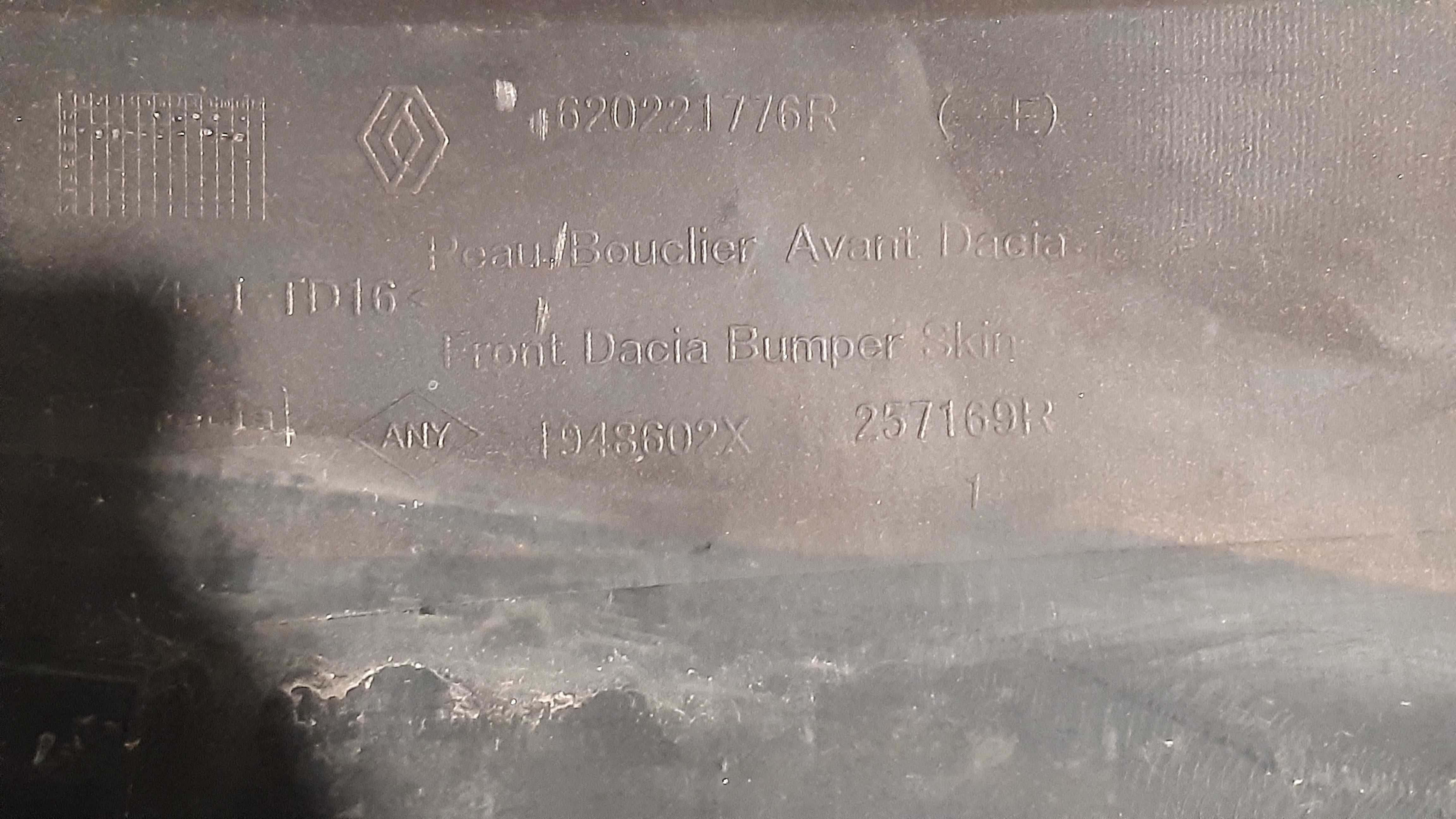 Dacia Duster II 2 zderzak przód przedni