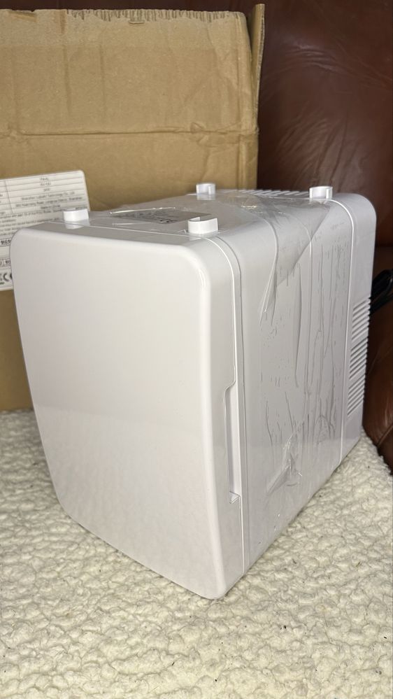 Mini frigorifico portatil novo
