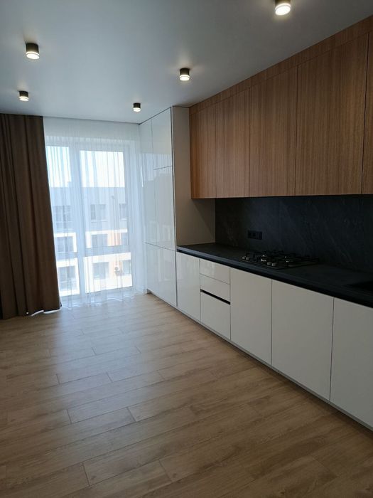 1кімнатна квартира з сучасним ремонтом у новобудові €$