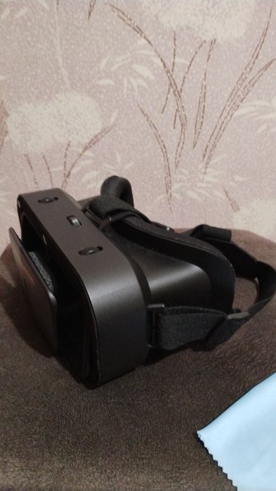 Окуляри 3D віртуальної реальності.