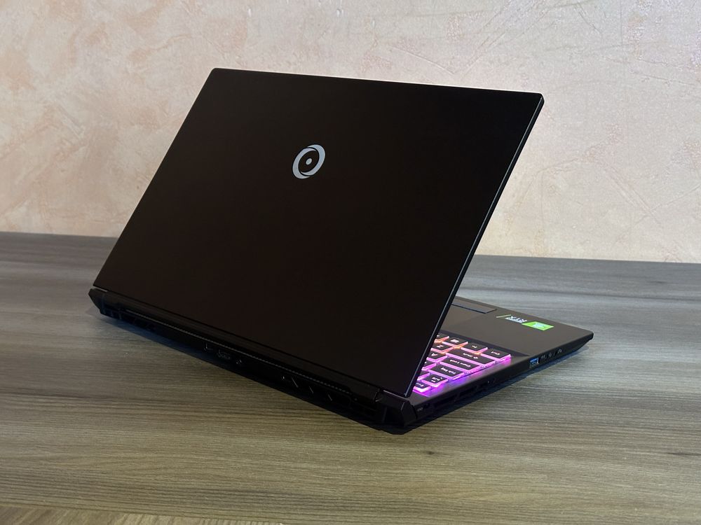 Ігровий нотбук (Core i7/RTX 2070/16GB DDR4/512SSD/15" FHD IPS 144hz)
