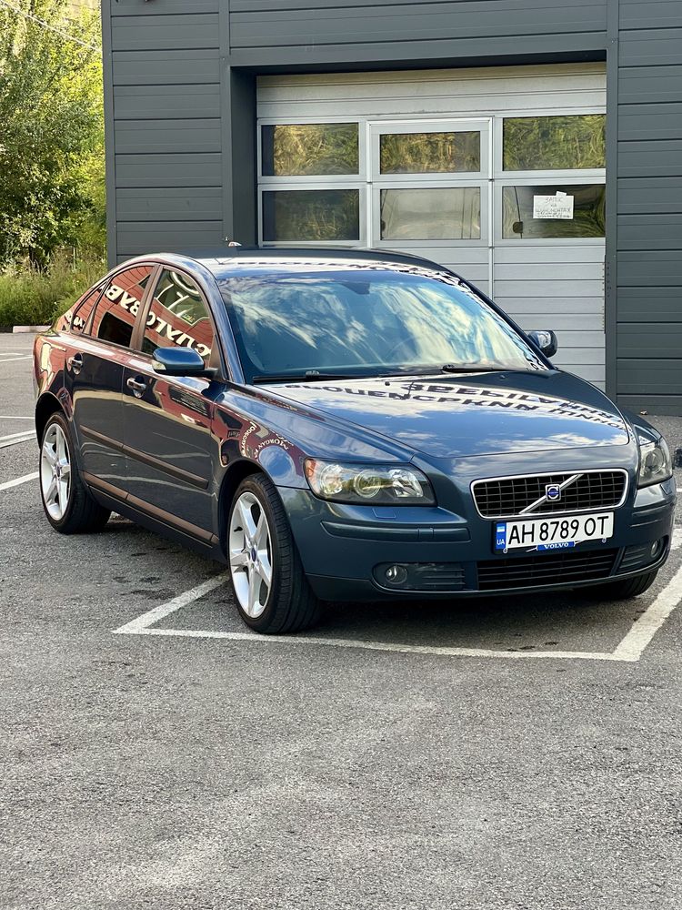 Продам Volvo s40
