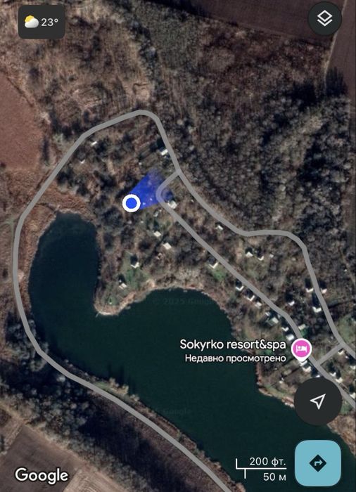 Дача на березі Булатецького ставка, приватизована.