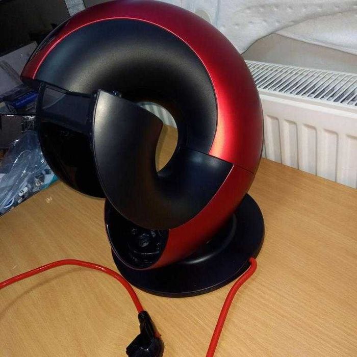 DeLonghi Nescafe DOLCE GUSTO