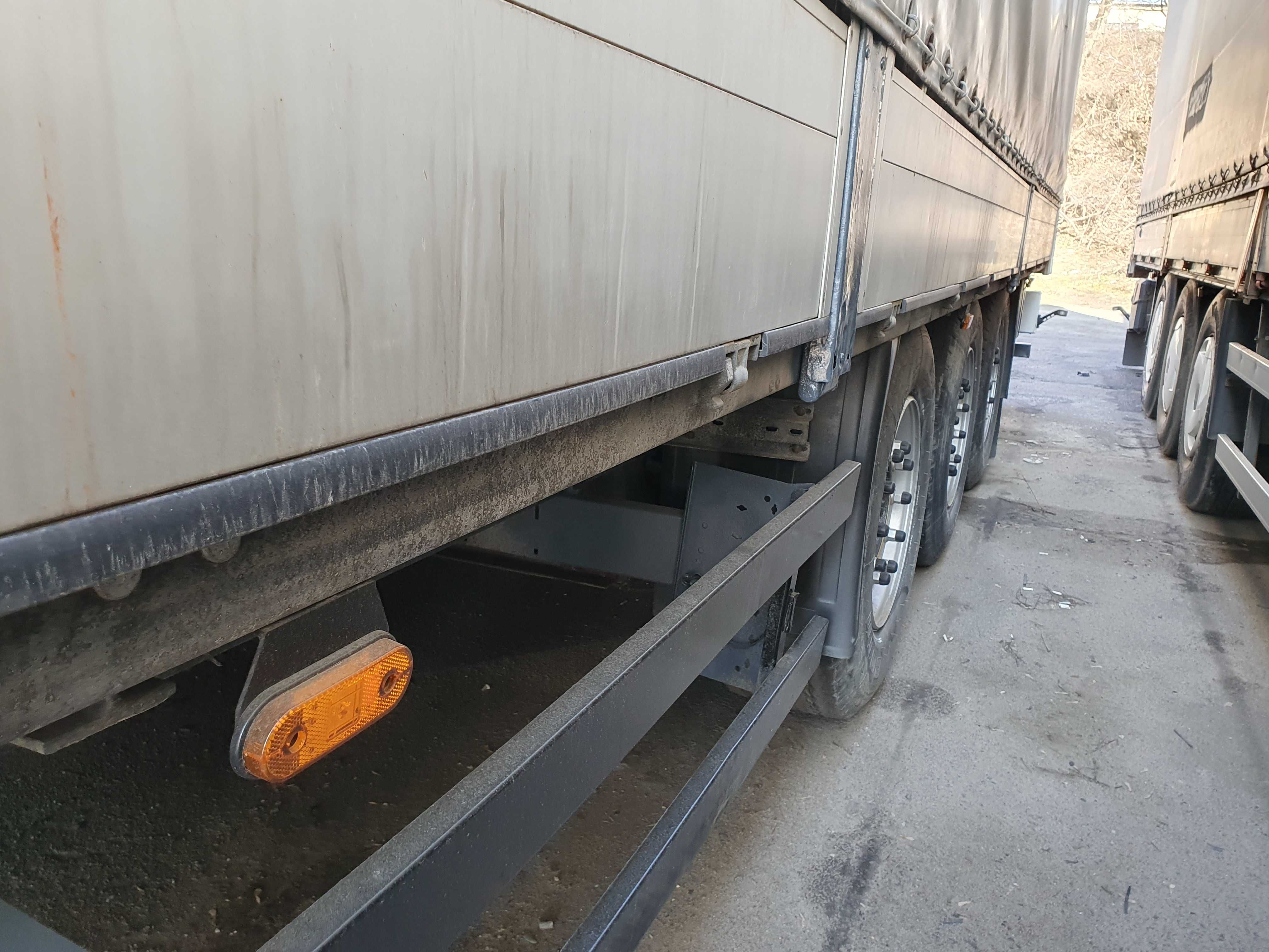 Напівпричіп Schmitz Cargobull S01, 2004 рік