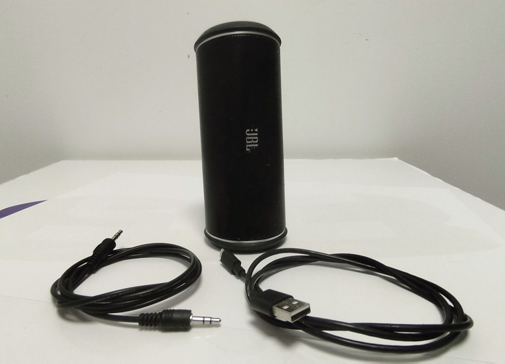 Coluna portátil JBL 20w. - 4h autonomia