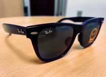 Ray-Ban Wayfarer Sunglasses Black (RB2140)